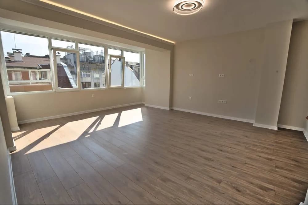 Tıbbi Üniversite Yakınında 3 Yatak Odalı 2 Banyo 4 Odalı Daire