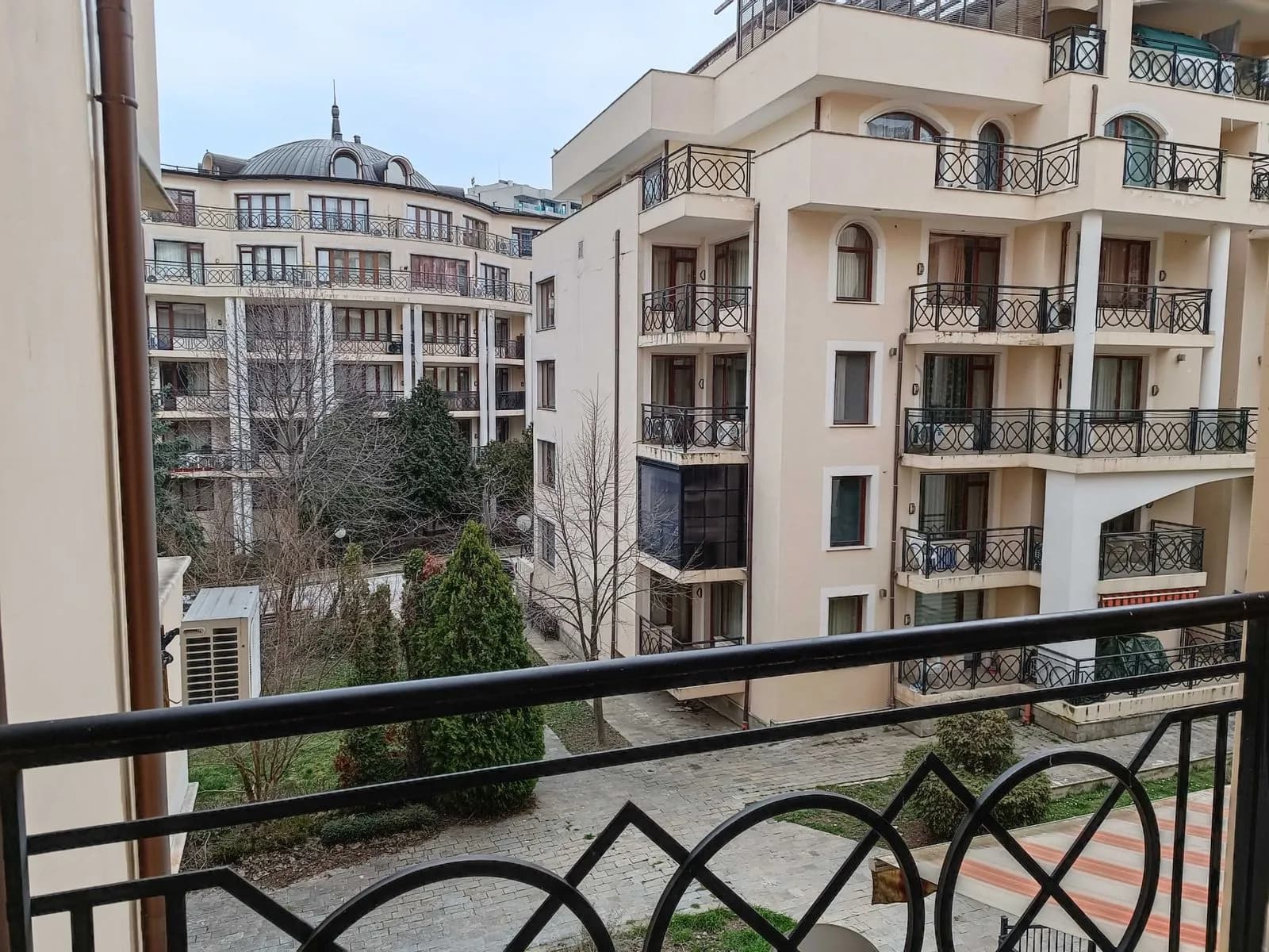 Denize Yakın Üç Odalı Daire • Altın Kumlar • Sahibinden