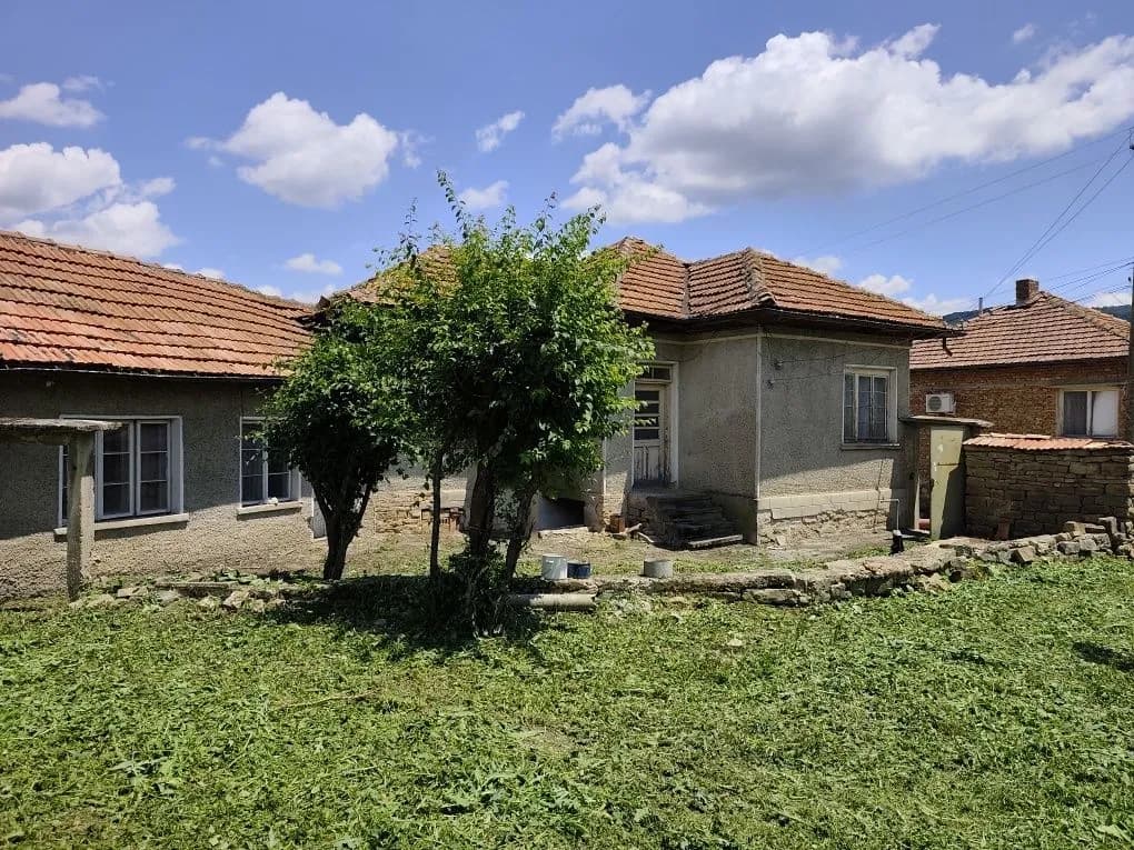 Jülünitsa'da Satılık Ev