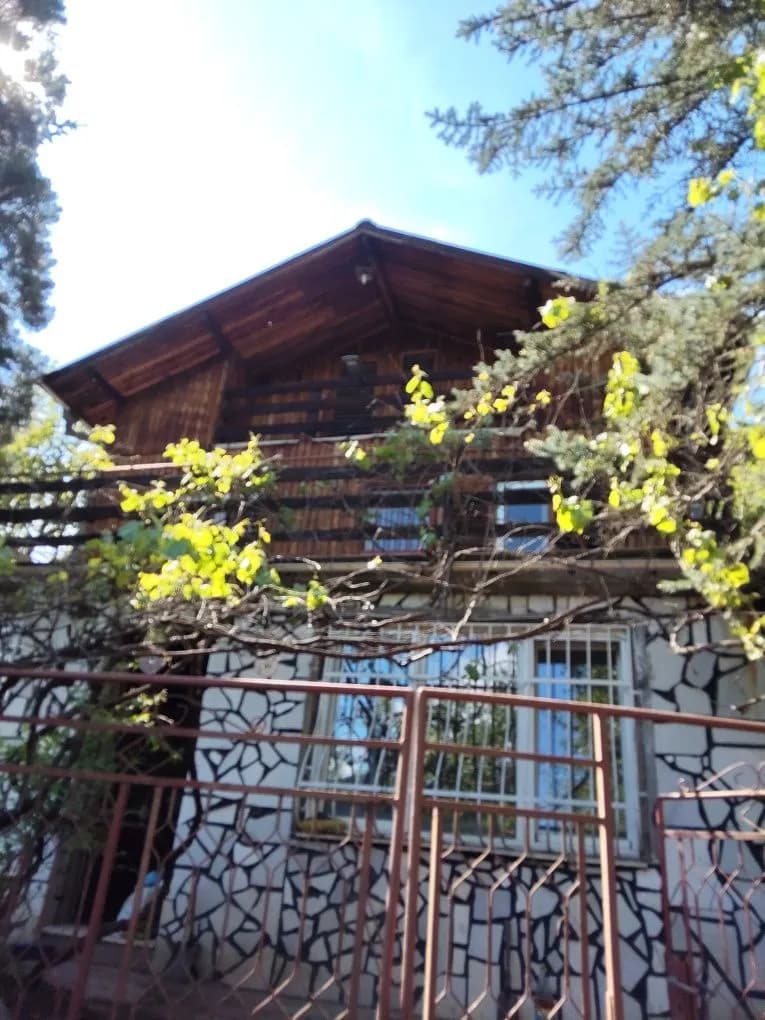 Svojge, Drenov Mahallesi'nde Villa Satılıyor