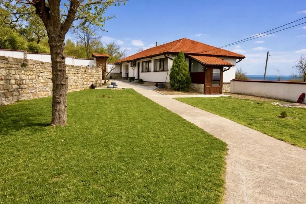 Yenilenen Ev - Kapiçin Şehri, Kalugeriçe Mahallesi
