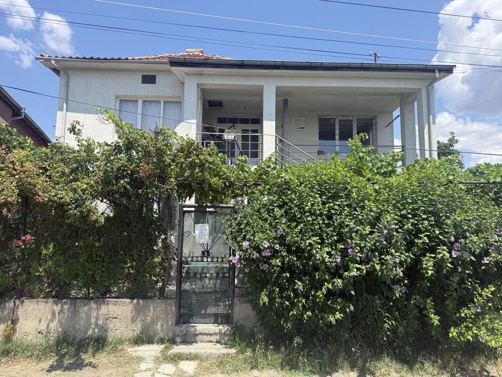 Ignatievo'da Satılık Ev (180 m²)