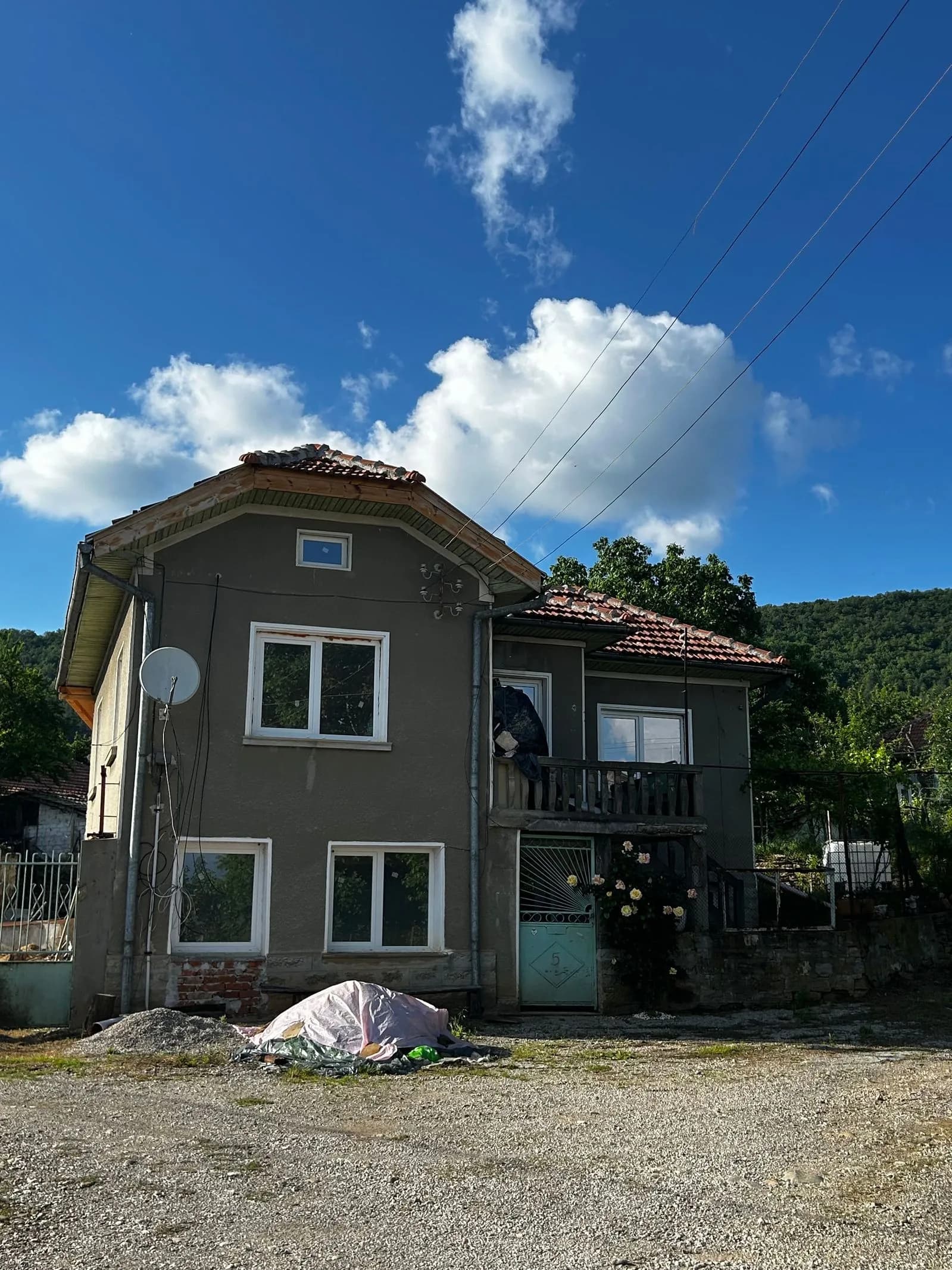 Hırevo Köyünde Satılık Ev