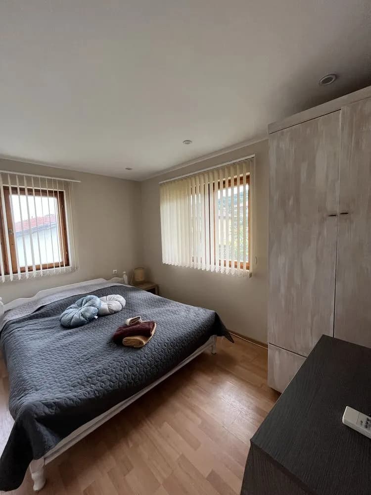 İki Katlı Villa Avlu ile 532 m²