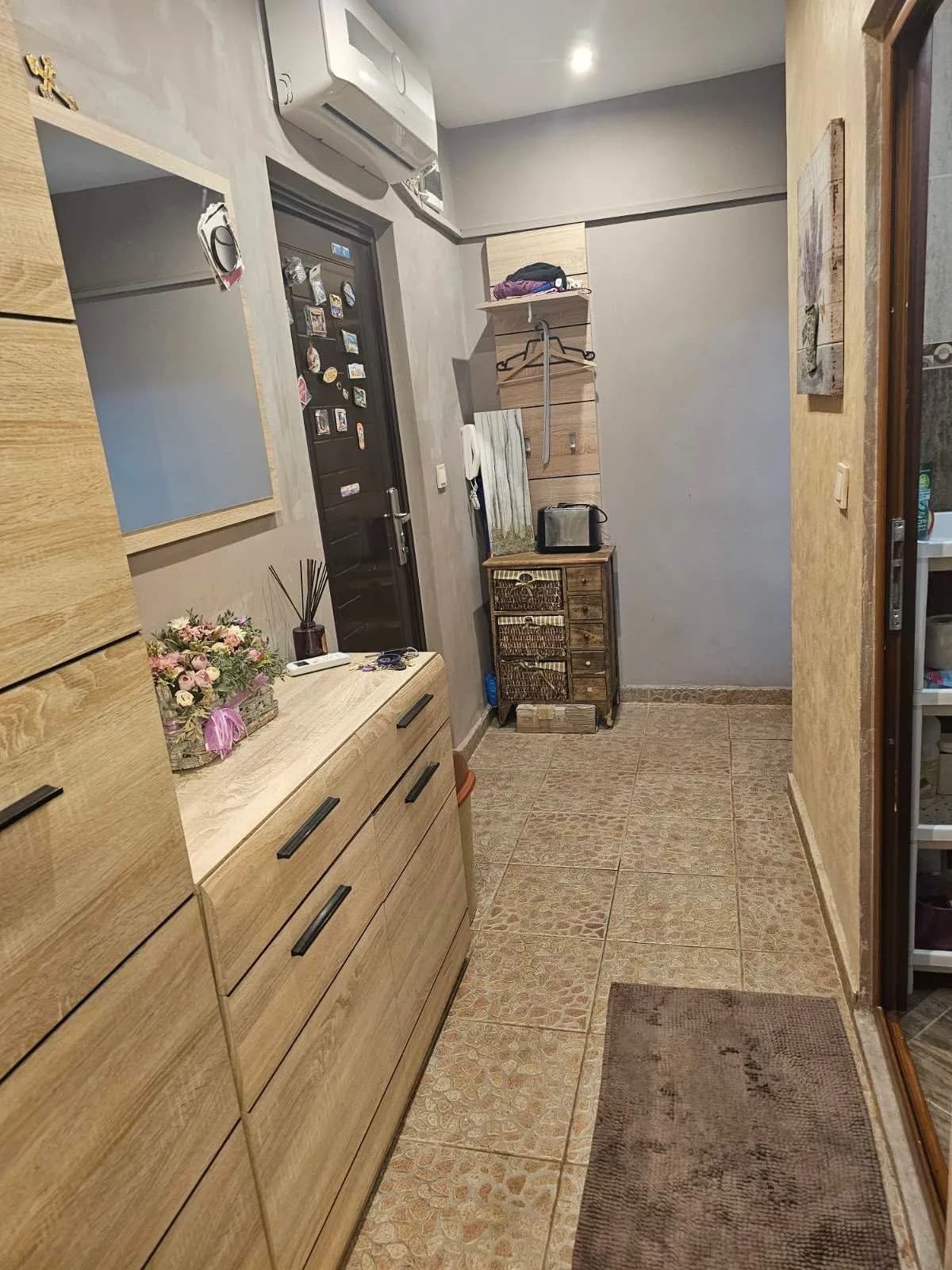 Kozloduy'da Tam Döşemeli Apartman