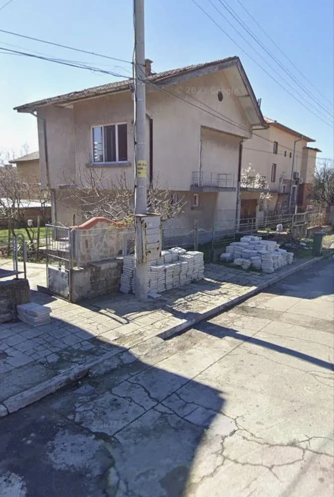 Dimitrovgrad'da İki Katlı Müstakil Ev