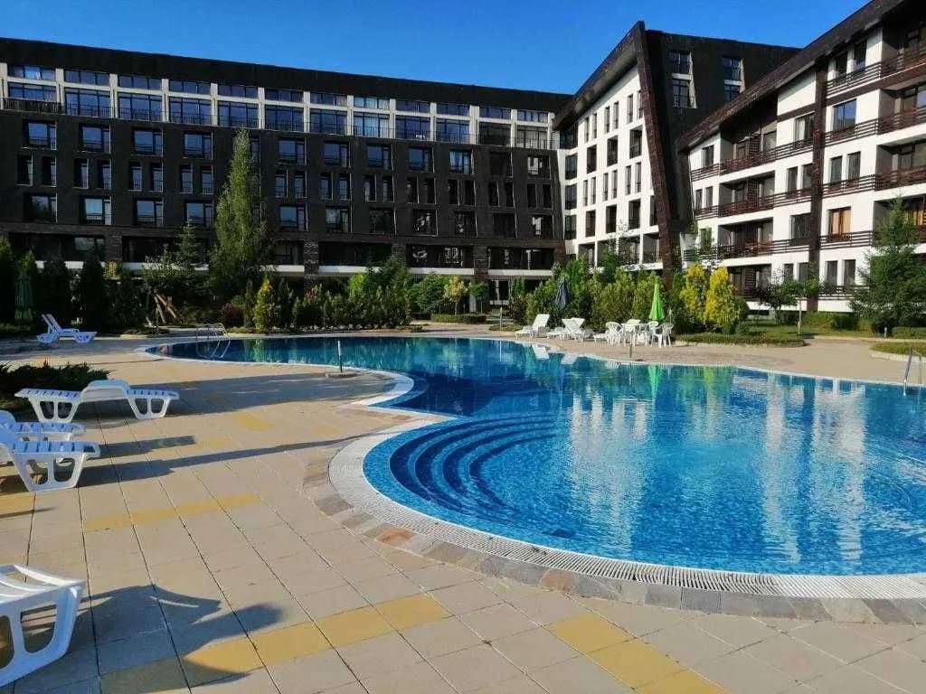 Bansko Yakınında Tamamen Döşenmiş İki Odalı Daire