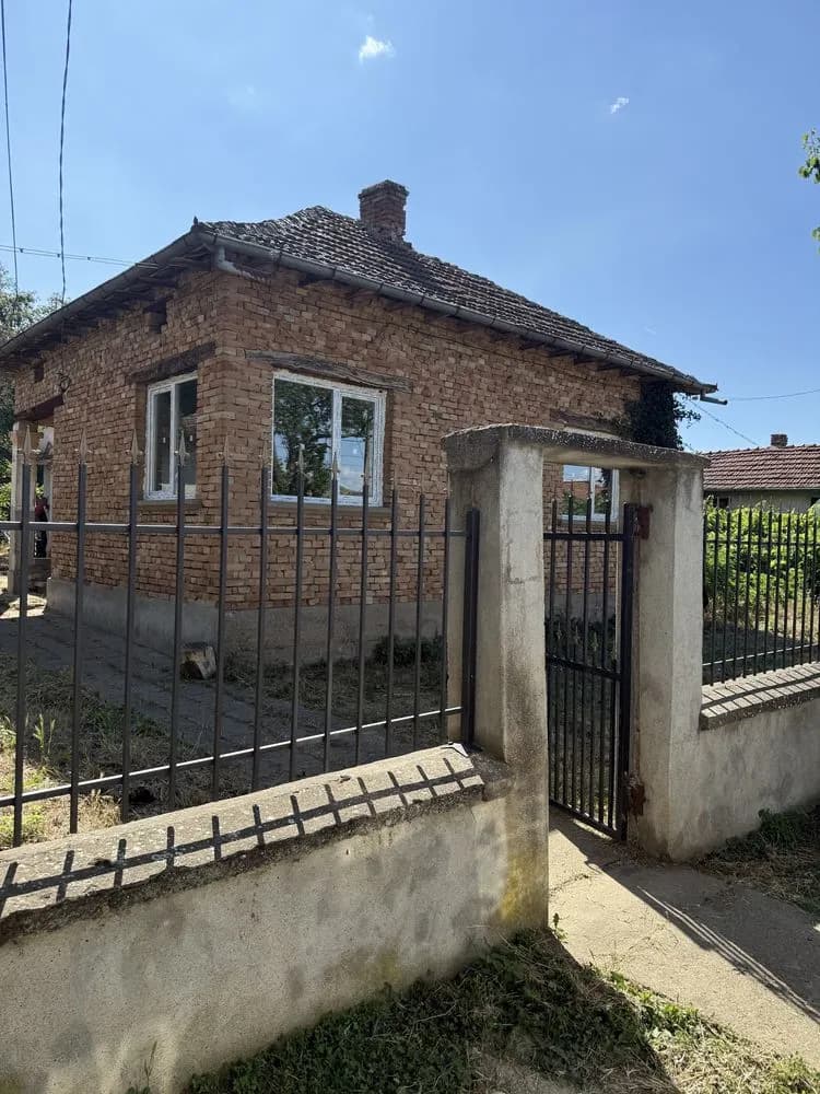 Pleven İlinde, Lenkowo Köyünde Satılık Ev