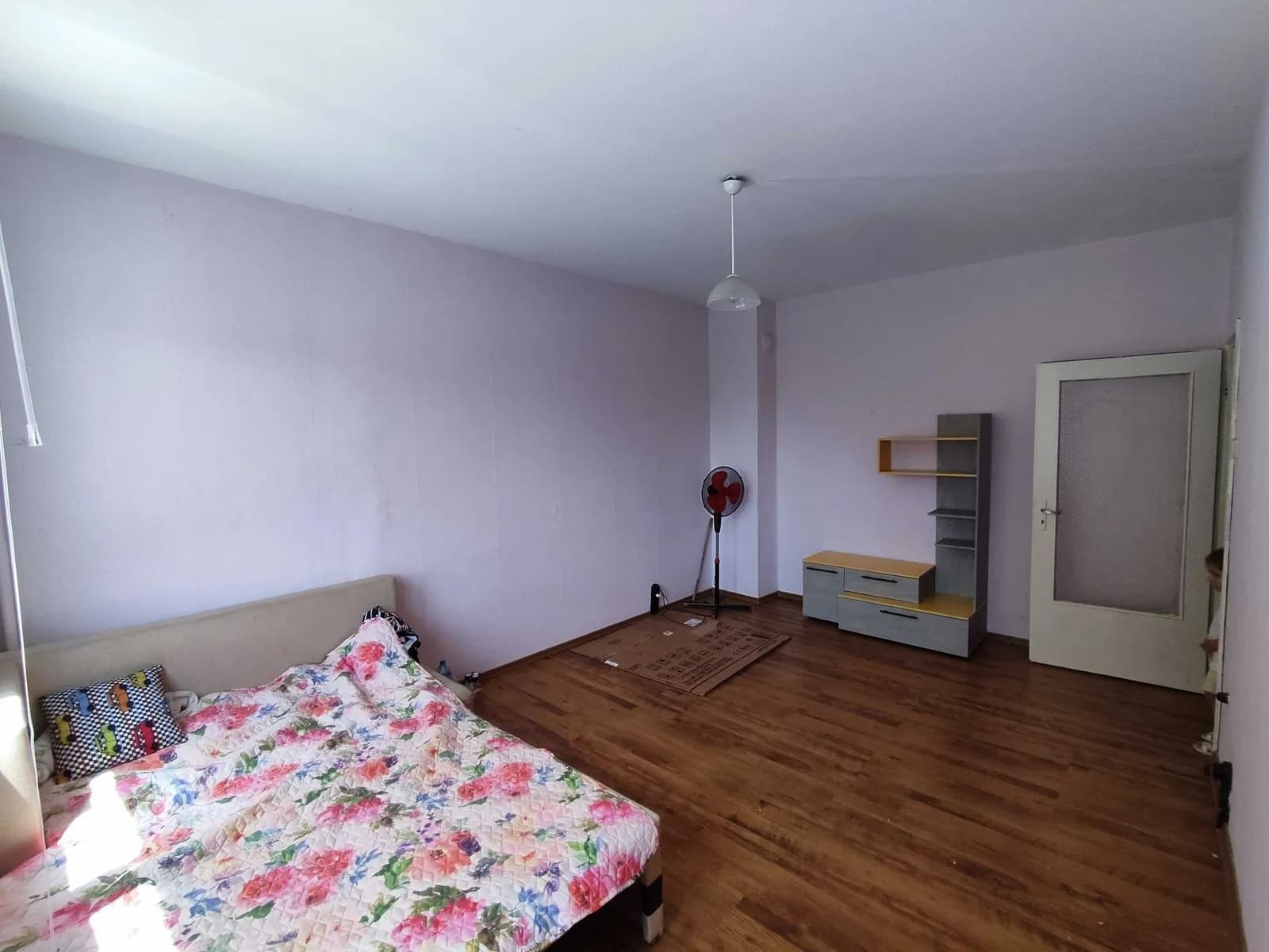 Batı Bölgesinde İki Odası Daire