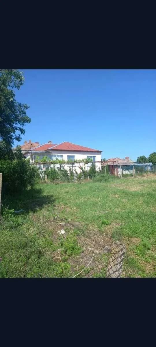 Burgas İlinde Vinarski Köyünde Ev Satılıyor