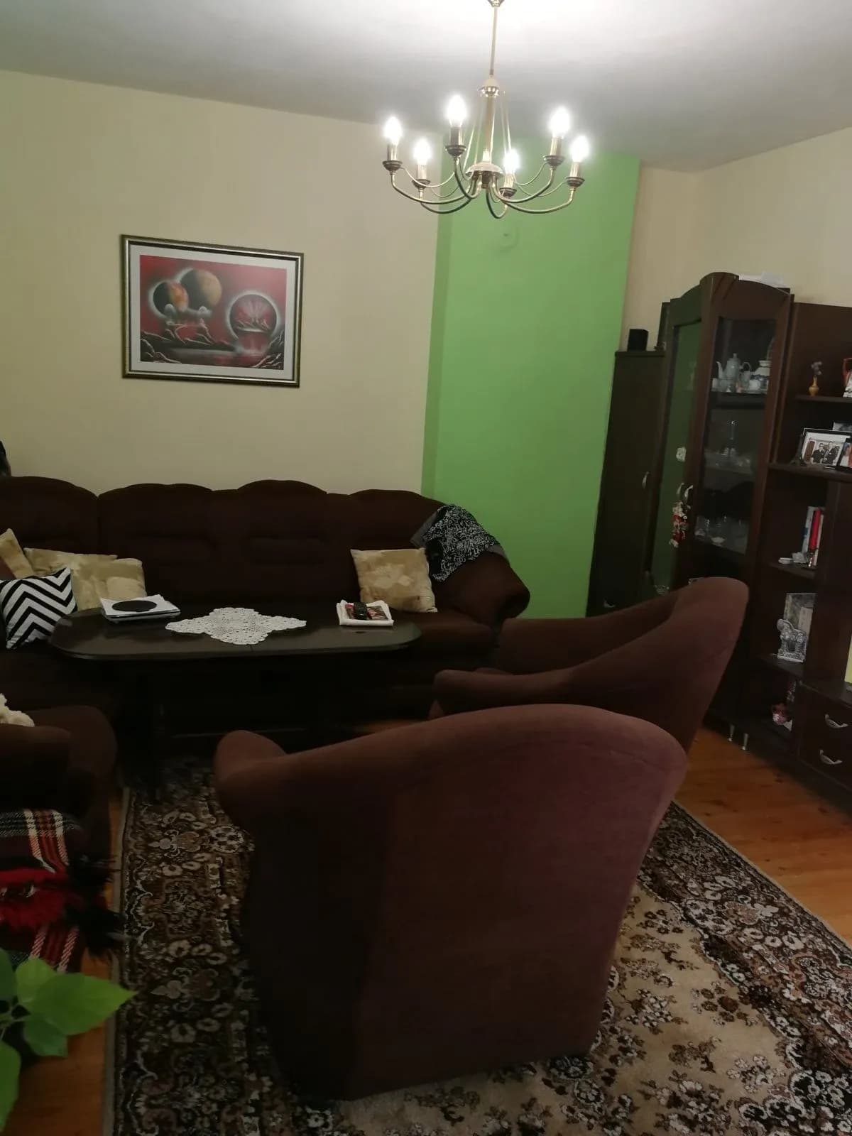 Bogaroditsa Yakınında Üç Odalı Daire