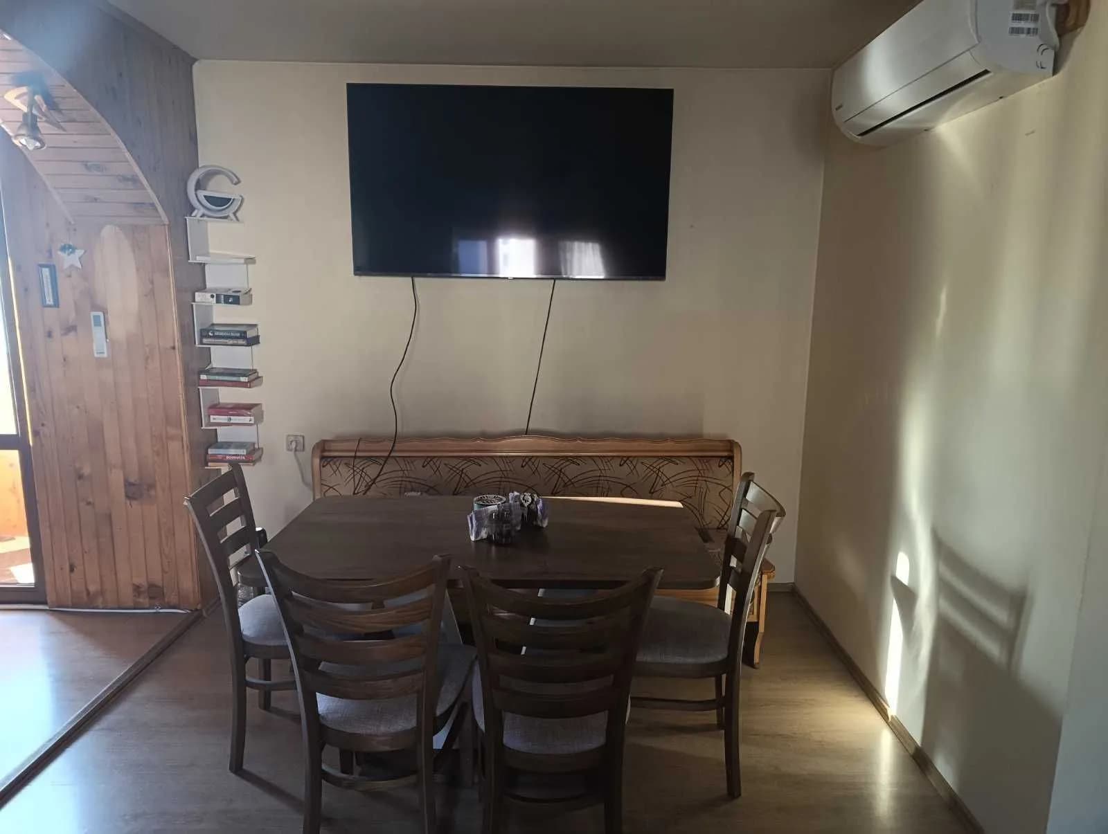 Üç Odalı Daire ve Garajlı