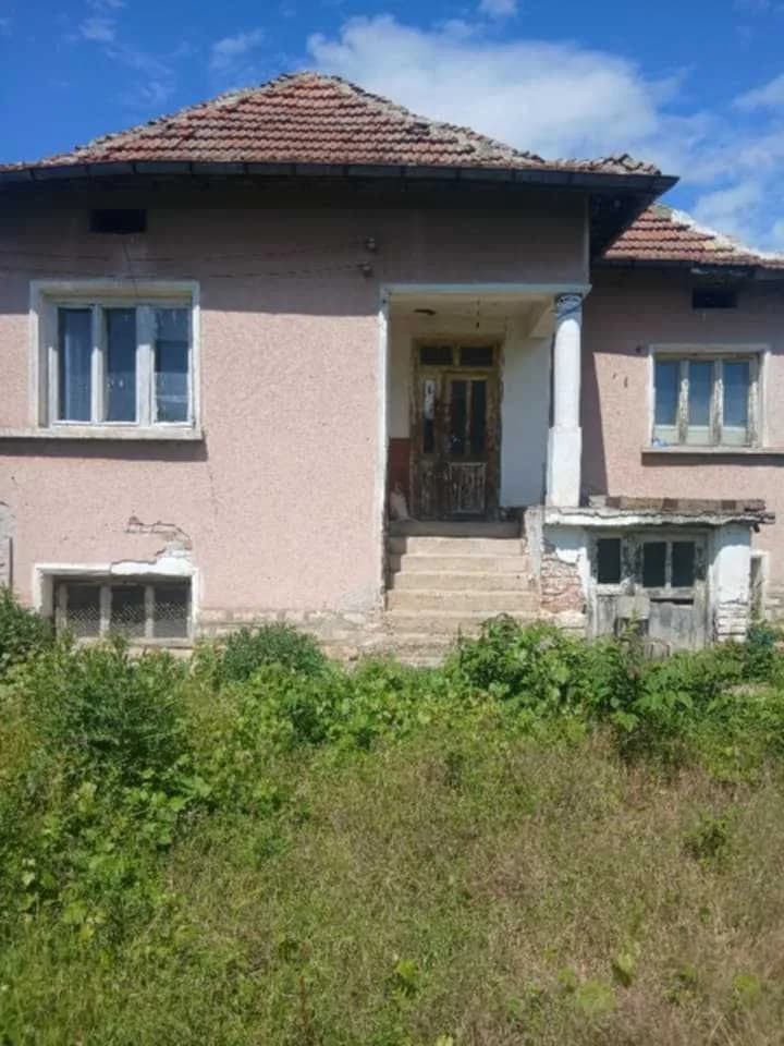 Vraca Bölgesinde Malorad Köyünde Ev Satılmaktadır