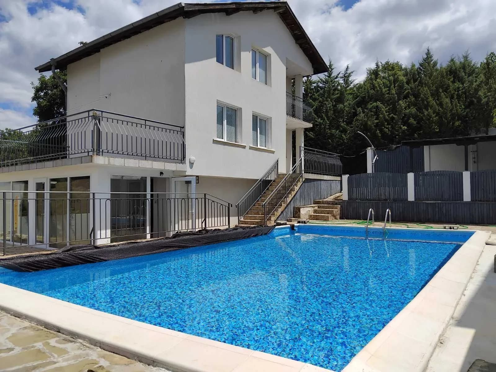 Havuzlu ve bahçeli ev Sunny Beach yakınında