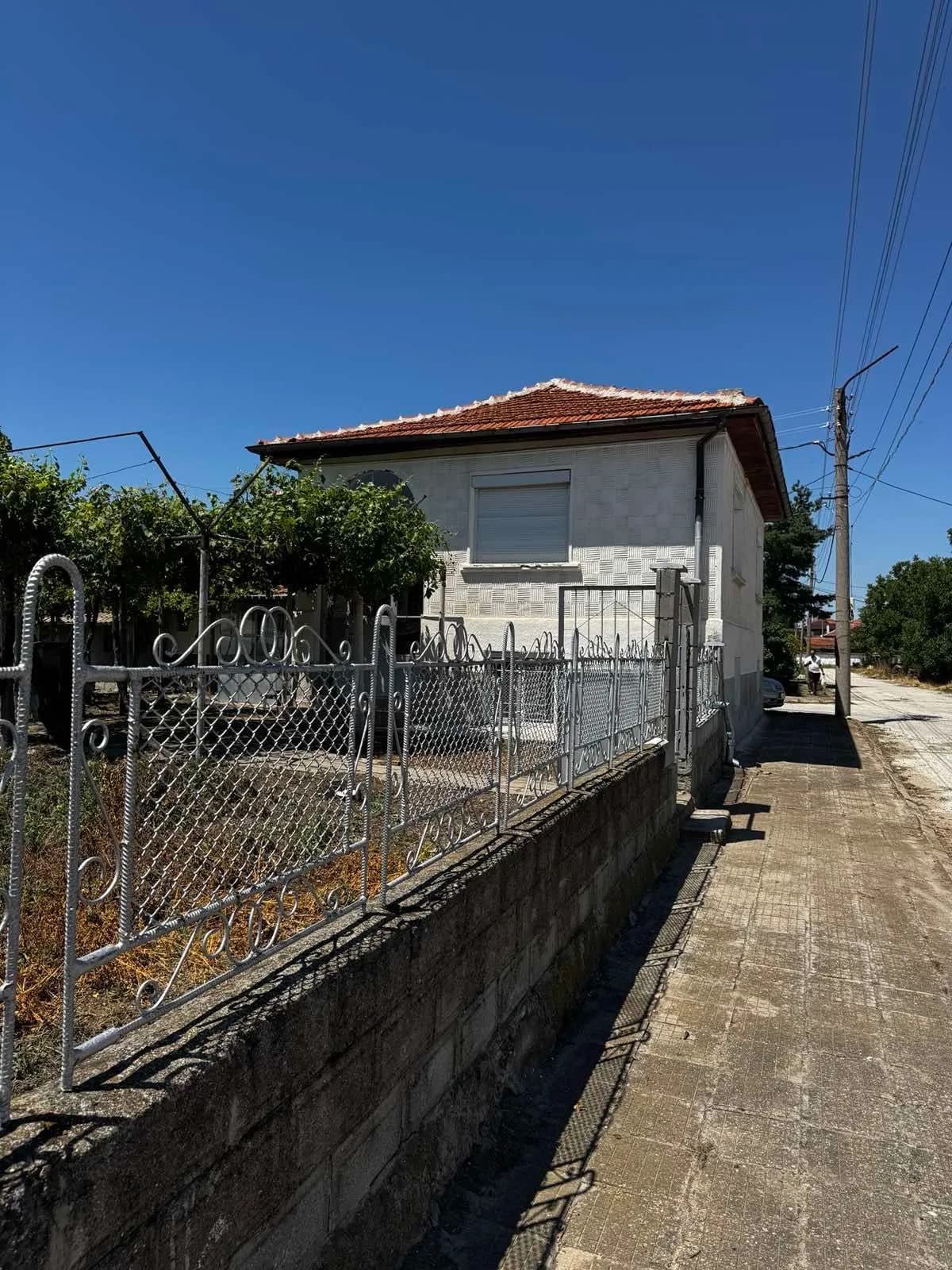 Çeşnigirov Köyünde Satılık Ev / Sahibinden